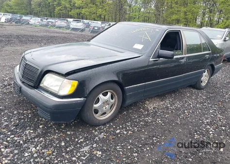1999 Mercedes-Benz S 320 из США, поврежденный, VIN WDBGA33G4XA431496